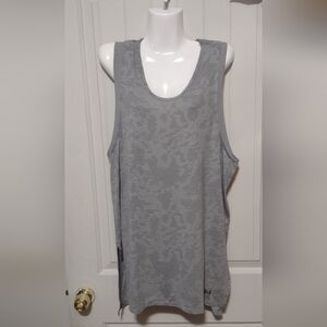 New condition shirt for women size XL